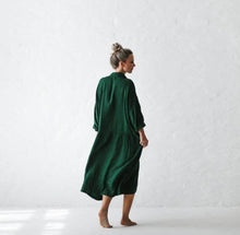 Load image into Gallery viewer, Oversized Linen Dress - Green
